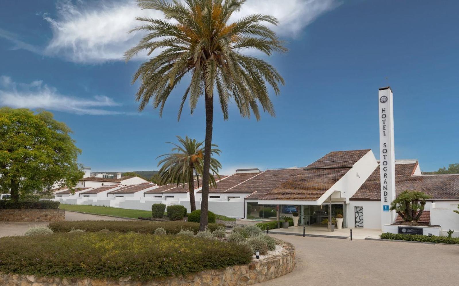 Hotel Encinar De Sotogrande Exterior photo